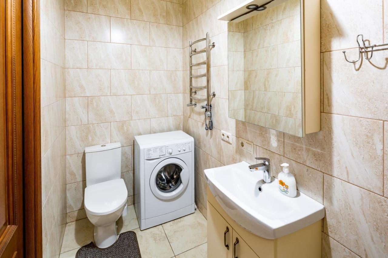 13 Franka Apartment 2 Львов Экстерьер фото