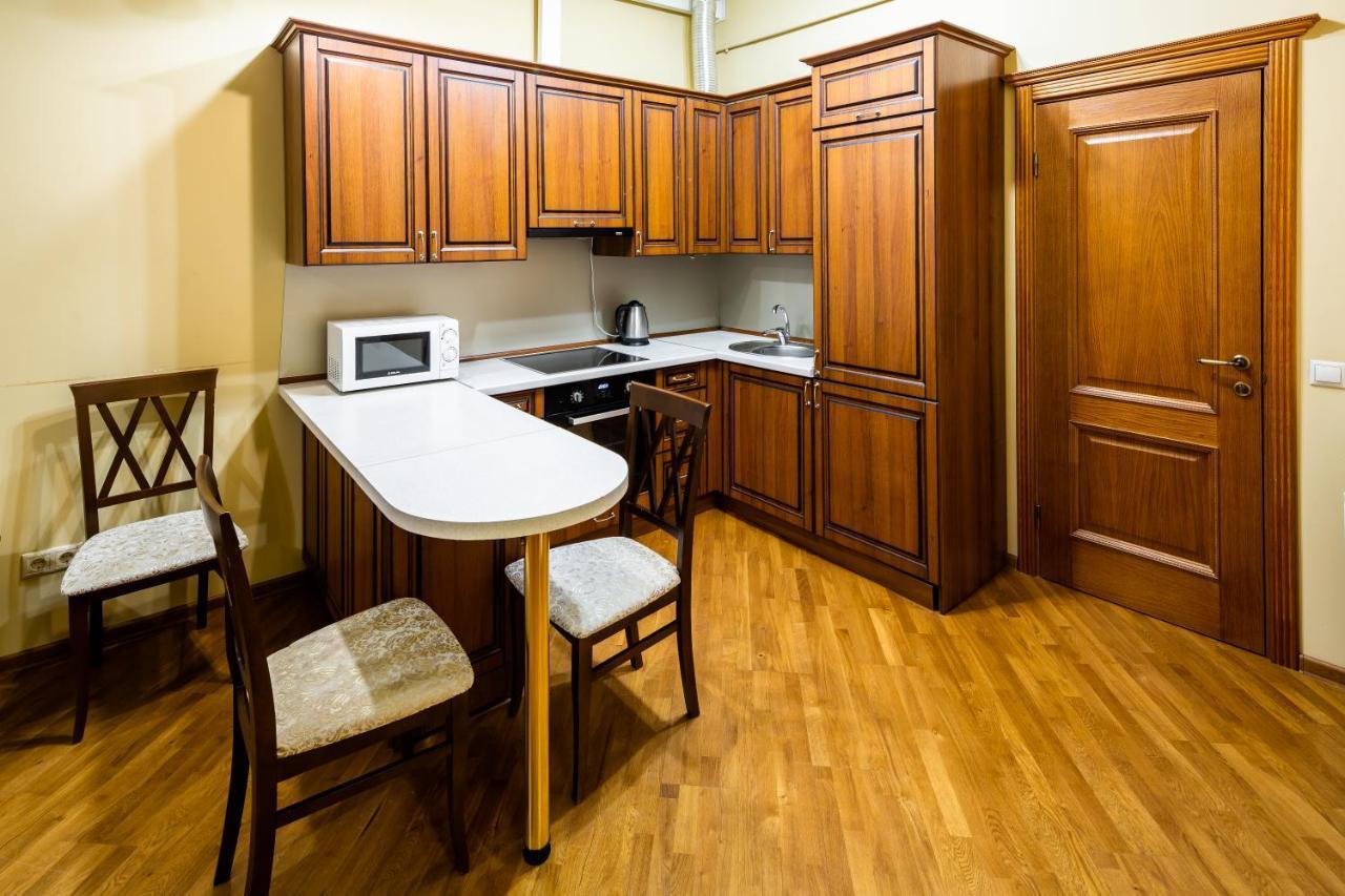 13 Franka Apartment 2 Львов Экстерьер фото