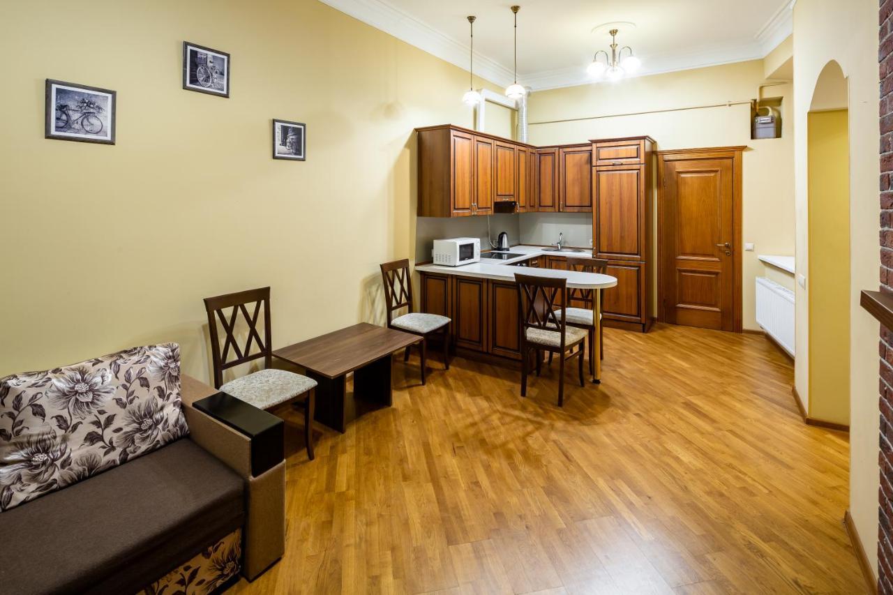 13 Franka Apartment 2 Львов Экстерьер фото